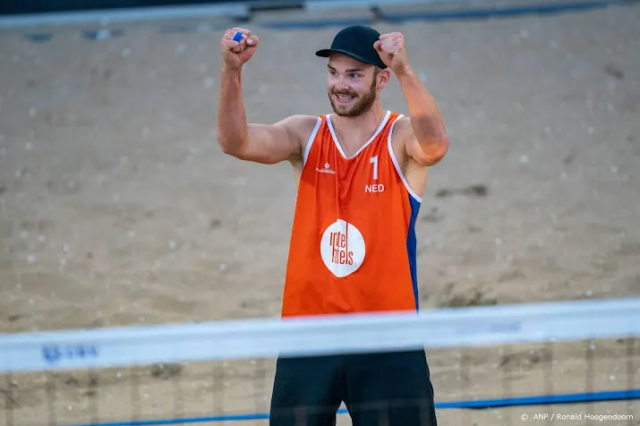 beachvolleyballers luini en penninga naar halve finales itapema