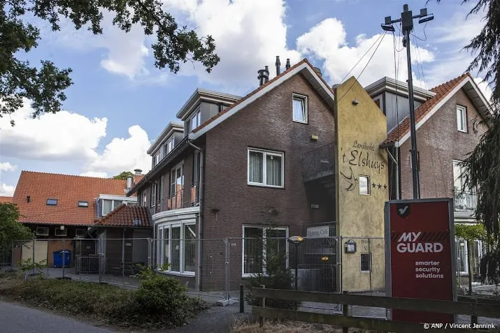 bedreiger burgemeester om asielhotel tubbergen voor rechter