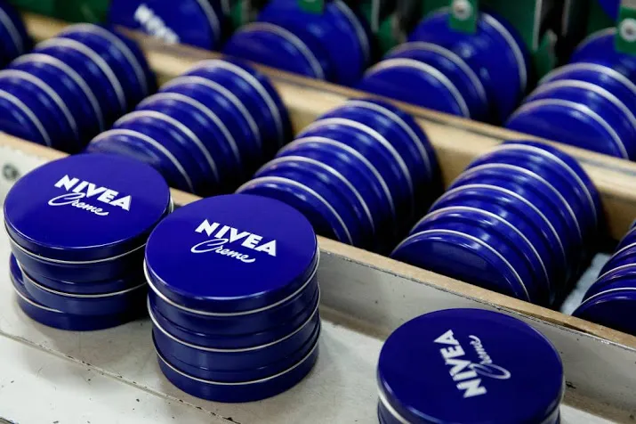 bedrijf achter nivea zonniger over toekomst