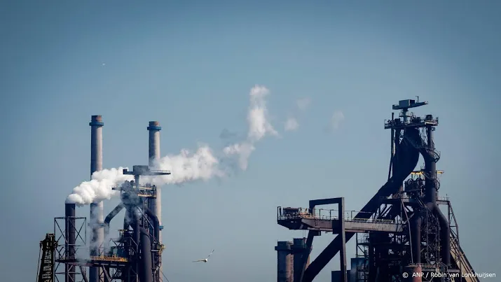 bedrijvigheid nederlandse industrie neemt na maanden weer toe