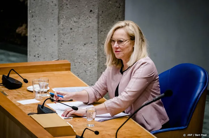 begrotingstekort naar 34 procent meer belasting voor bedrijven