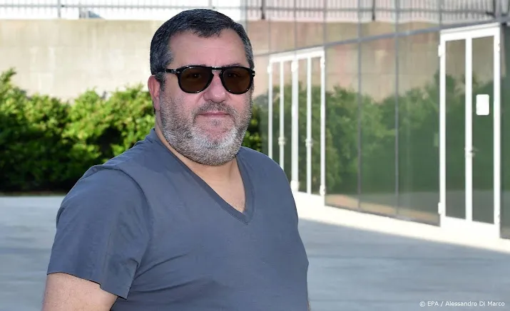 bekende zaakwaarnemer raiola vecht voor zijn leven