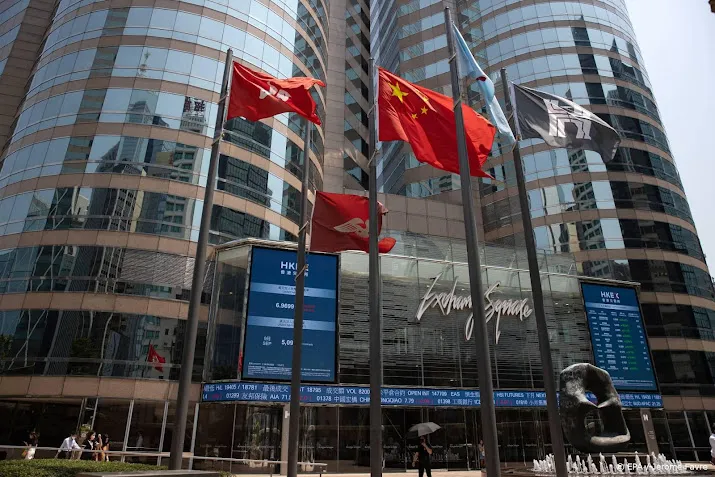 beleggers in hongkong hopen op opleving chinese economie