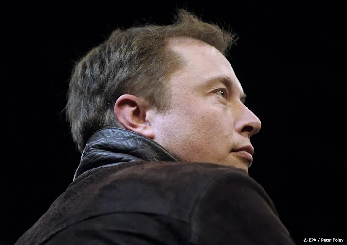 beleggers klagen musk aan om te laat bekendmaken belang twitter