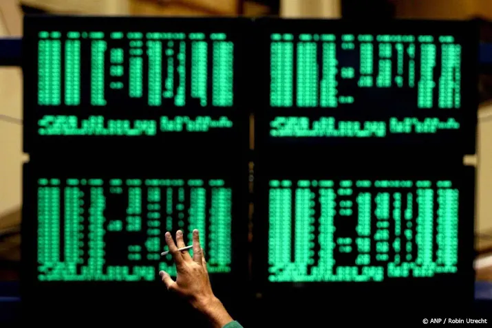 beleggers op damrak wachten fed besluit af