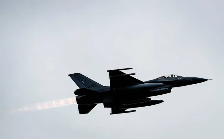 belgen onderscheppen russische bommenwerpers