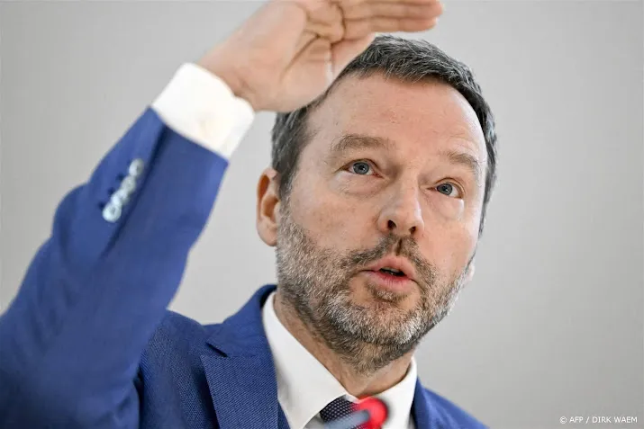belgische bankpresident ecb heeft nog even te gaan met rente