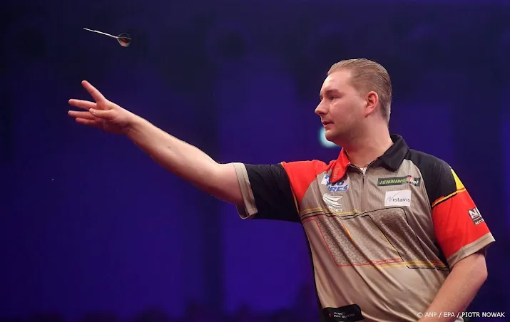 belgische darter van den bergh pakt tweede majortitel op uk open