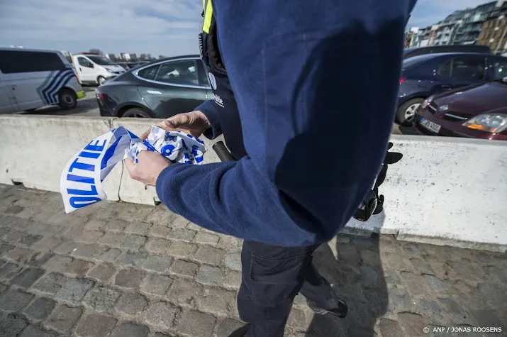 belgische politie rolt kroeg in grot met nederlandse barman op