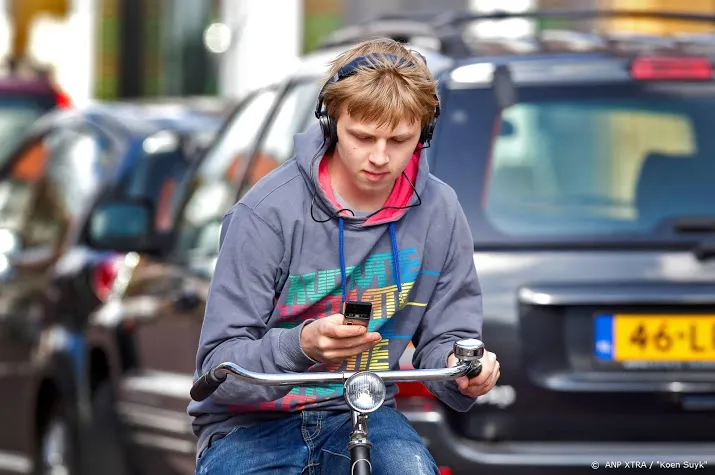 bellend rijden ruim 50 procent vaker beboet
