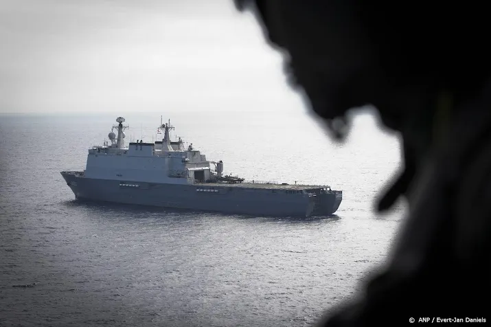 bemanning marineschip niet van boord in dublin door coronarisico