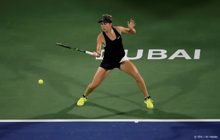 bencic eindigt droomweek in dubai met titel
