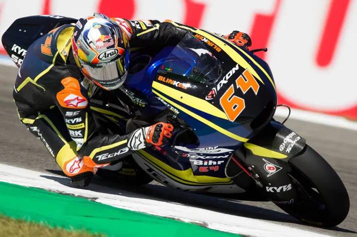 bendsneyder start tt assen in de achterhoede