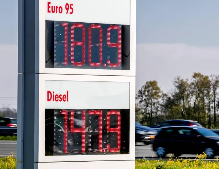 benzineprijzen kunnen direct al stijgen