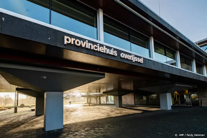 beoogde coalitie overijssel wil alleen clusters van windmolens