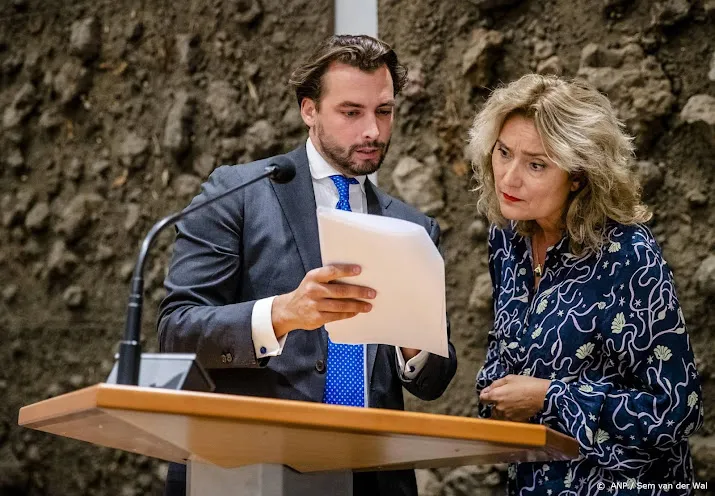 bergkamp betreurt voorval met baudet wil verder niet reageren