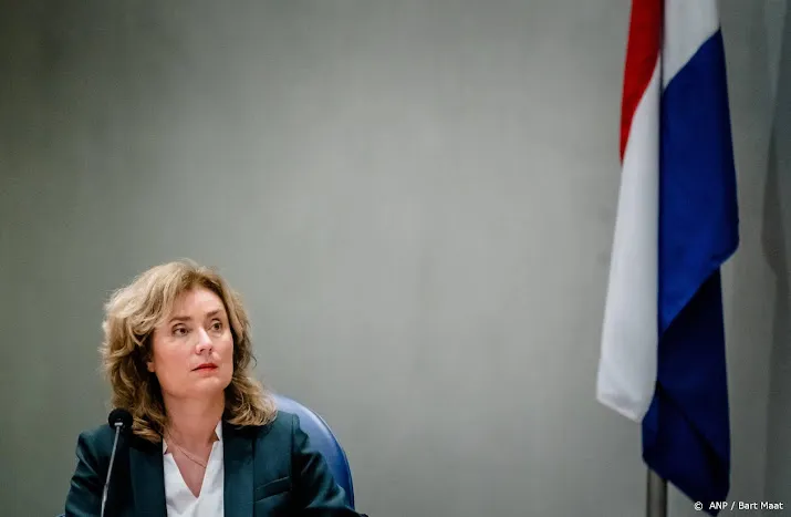 bergkamp en halsema spreken op holocaustherdenking