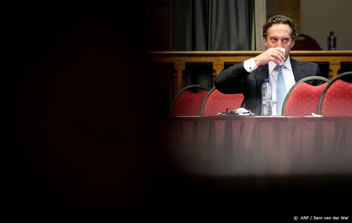 berkhout neemt plaats in van opgestapte fvd senator cliteur