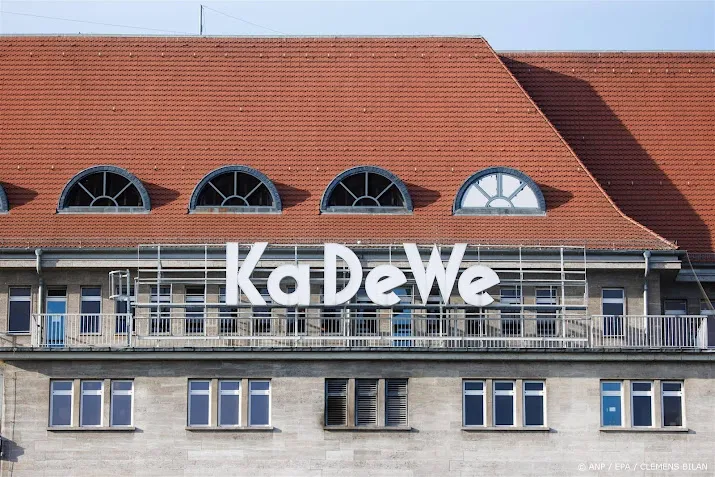 berlijns warenhuis kadewe vraagt bescherming tegen schuldeisers