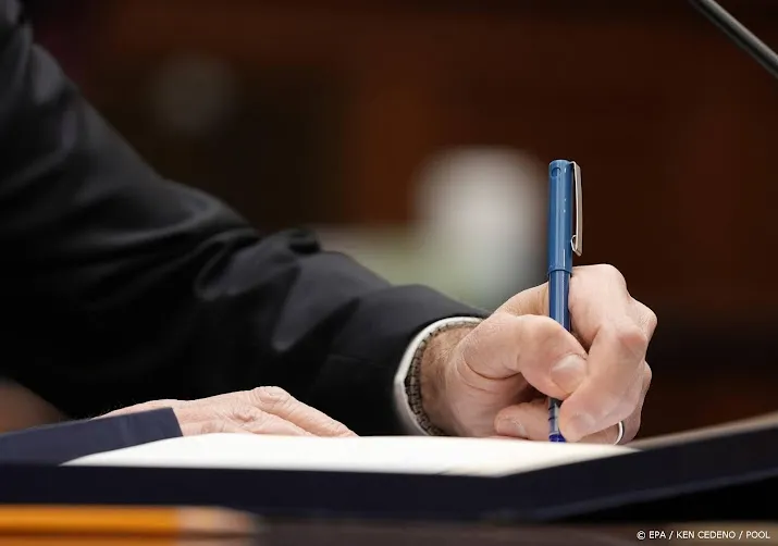 beroepsorganisatie accountants trekt examenvragen in na fraude