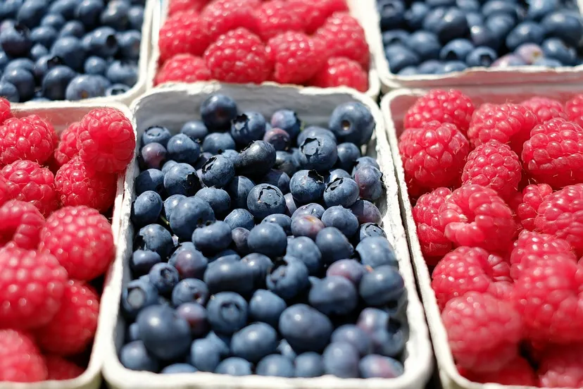 berries 1493905 960 720