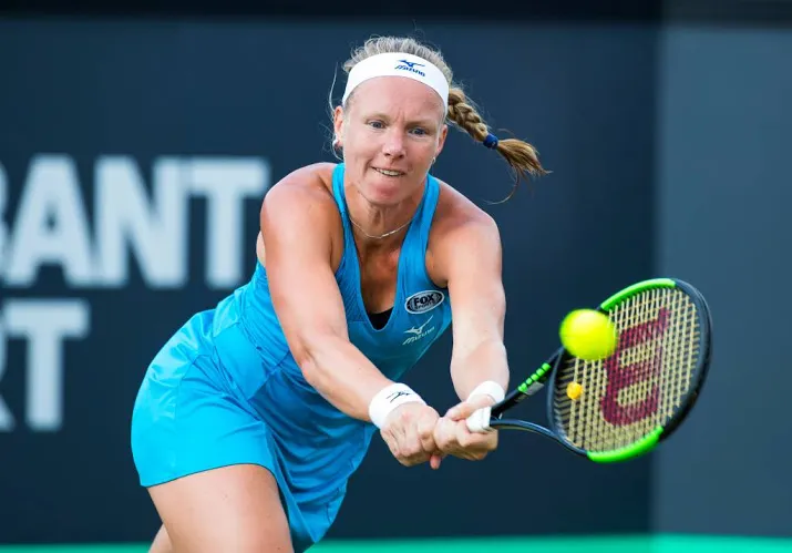 bertens na lange dag naar tweede ronde