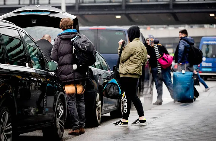beslag op tientallen taxis dubieuze bedrijven