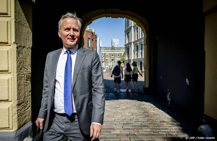 beslistermijn asielaanvragen wordt voorlopig niet ingekort