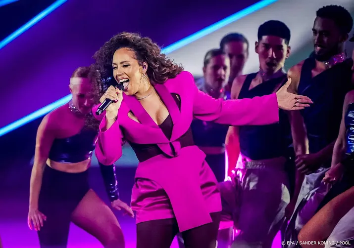 beste zangers live schrapt glennis grace uit line up