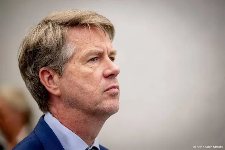 bestuur zuidoost vaardig iemand anders af dan bosma op 1 juli