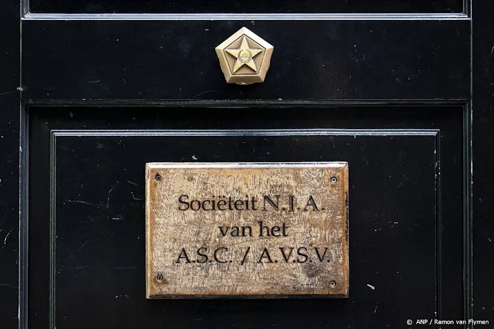 bestuursvoorzitter a s c a v s v treedt af na hoeren incident