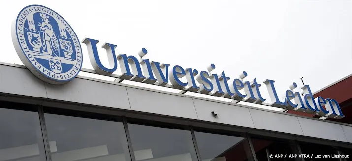 betogers bezetten pand universiteit leiden in den haag