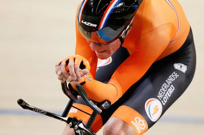 beukeboom haalt werelduurrecord wiggins niet