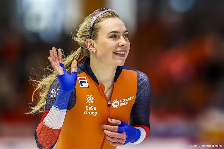 beune neemt met zege op 1500 meter leiding in wk allround