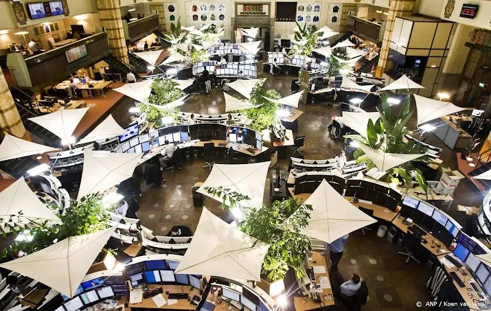 beurs amsterdam weer fors omhoog ing sterkste stijger in aex