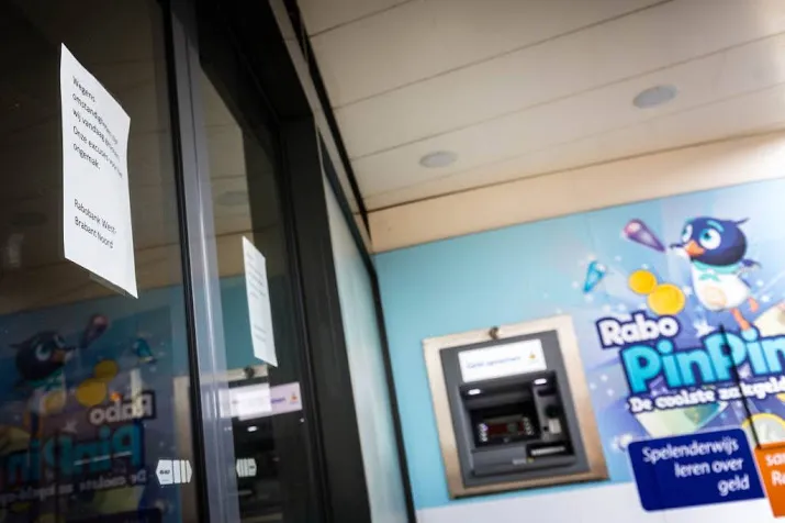 beveiliger rabobank schrikt van arrestaties
