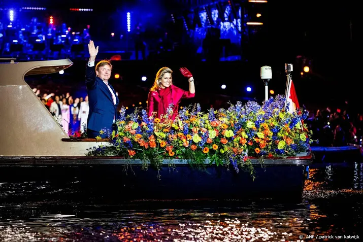 bevrijdingsdag afgesloten op de amstel