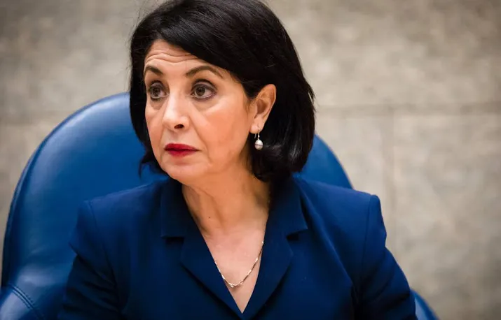 bewegingsvrijheid lobbyisten kamer ingeperkt