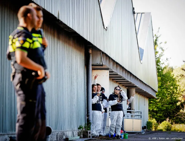 bezetting varkenshouderij wordt nu beeindigd