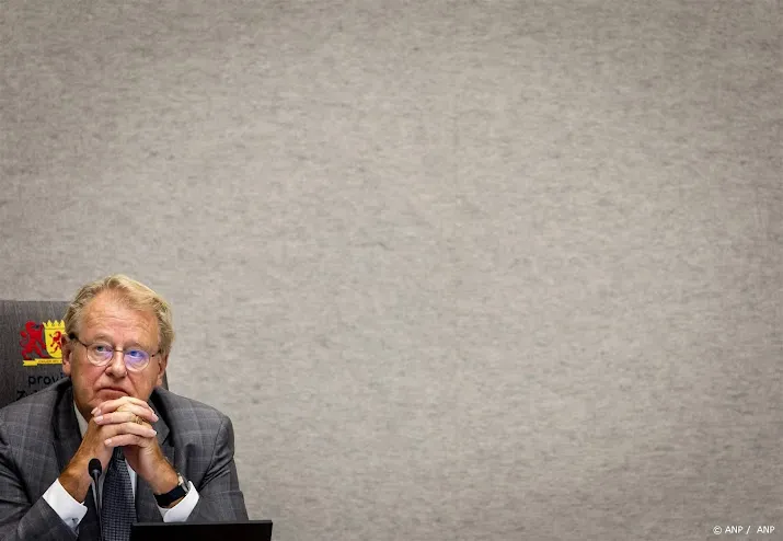 bezorgde commissaris zuid holland niet woke maar wakker zijn