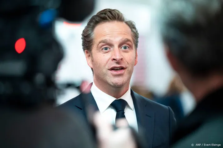 bezorgde kamer debatteert over datadiefstal bij ggd