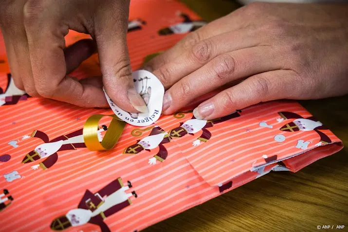 bezorgers nagenoeg alle cadeaus op tijd binnen voor pakjesavond