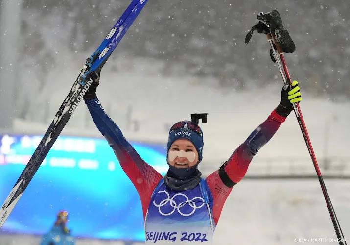 biatlete roiseland verovert derde olympische titel in china