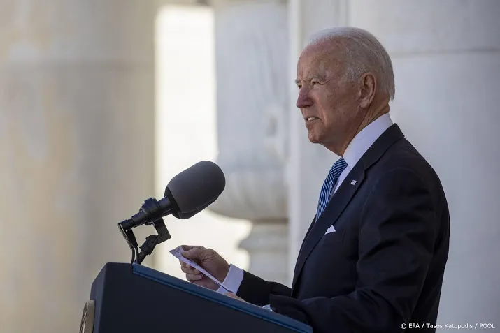 biden schort omstreden vergunningen op voor boringen in alaska
