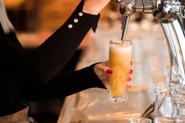 bierverkoop in horeca daalt nog steeds flink