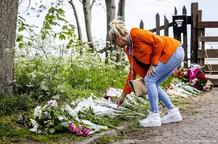 bijeenkomst in ichtuskerk voor slachtoffers alblasserdam