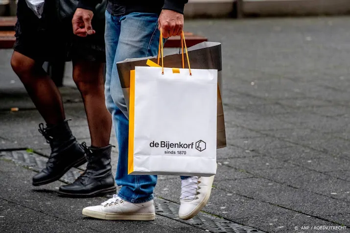 bijenkorf sluit alle winkels vanwege uitbraak coronavirus