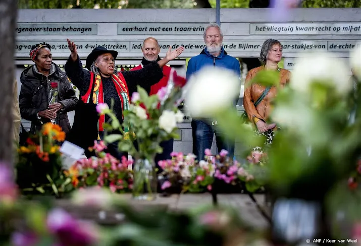 bijlmervliegramp herdacht nog elk jaar voel je het verdriet