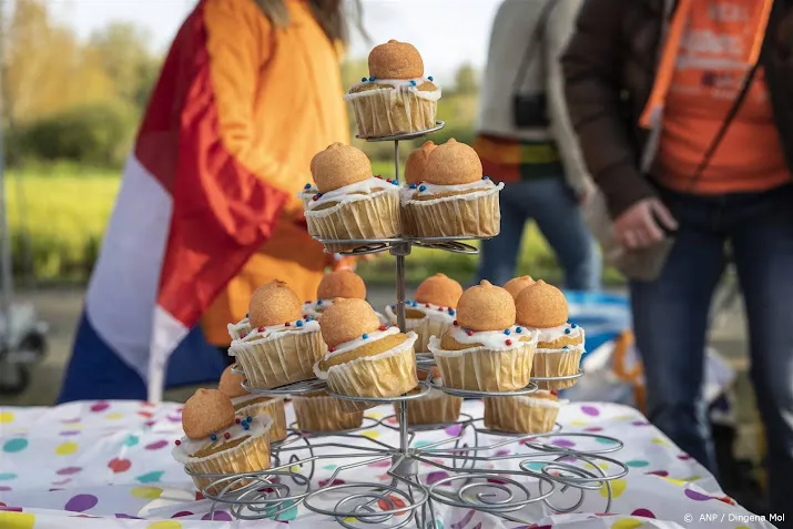 bijna 50 waarschuwingen bij voedselcontroles nvwa op koningsdag