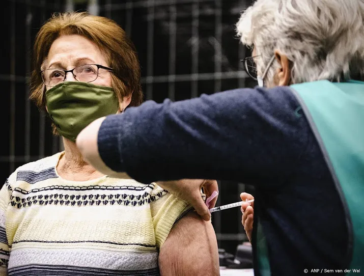bijna 630 000 mensen zijn gevaccineerd tegen corona